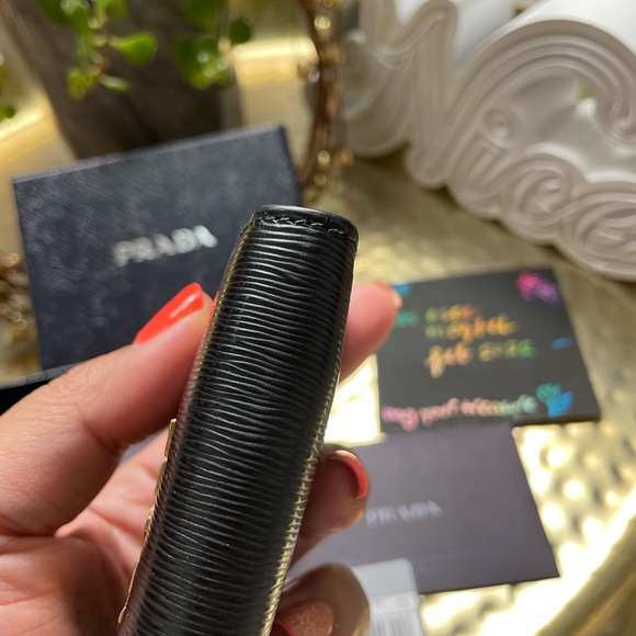 🌸PRICE FiRM🌸Prada 6 Key holder - Picture 4 of 16